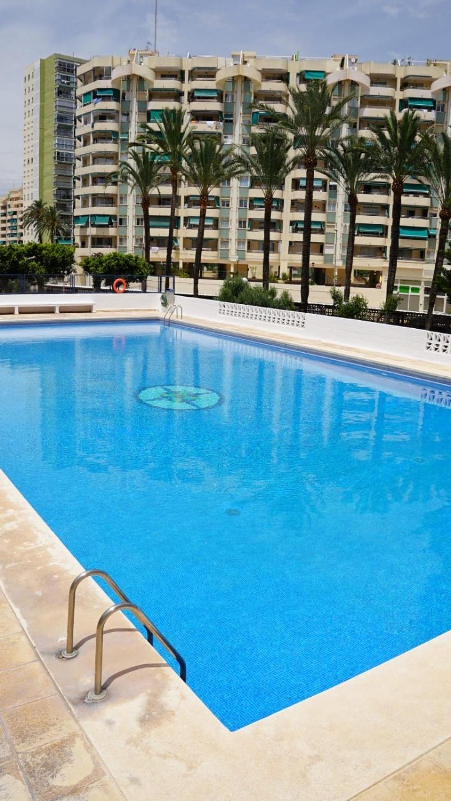Apartamento En Complejo Residencial Con Piscina بويبلا دي فارنالس المظهر الخارجي الصورة